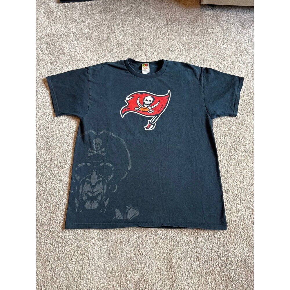 Vintage Tampa Bay Buccaneers Men’s Graphic Tee Size XL